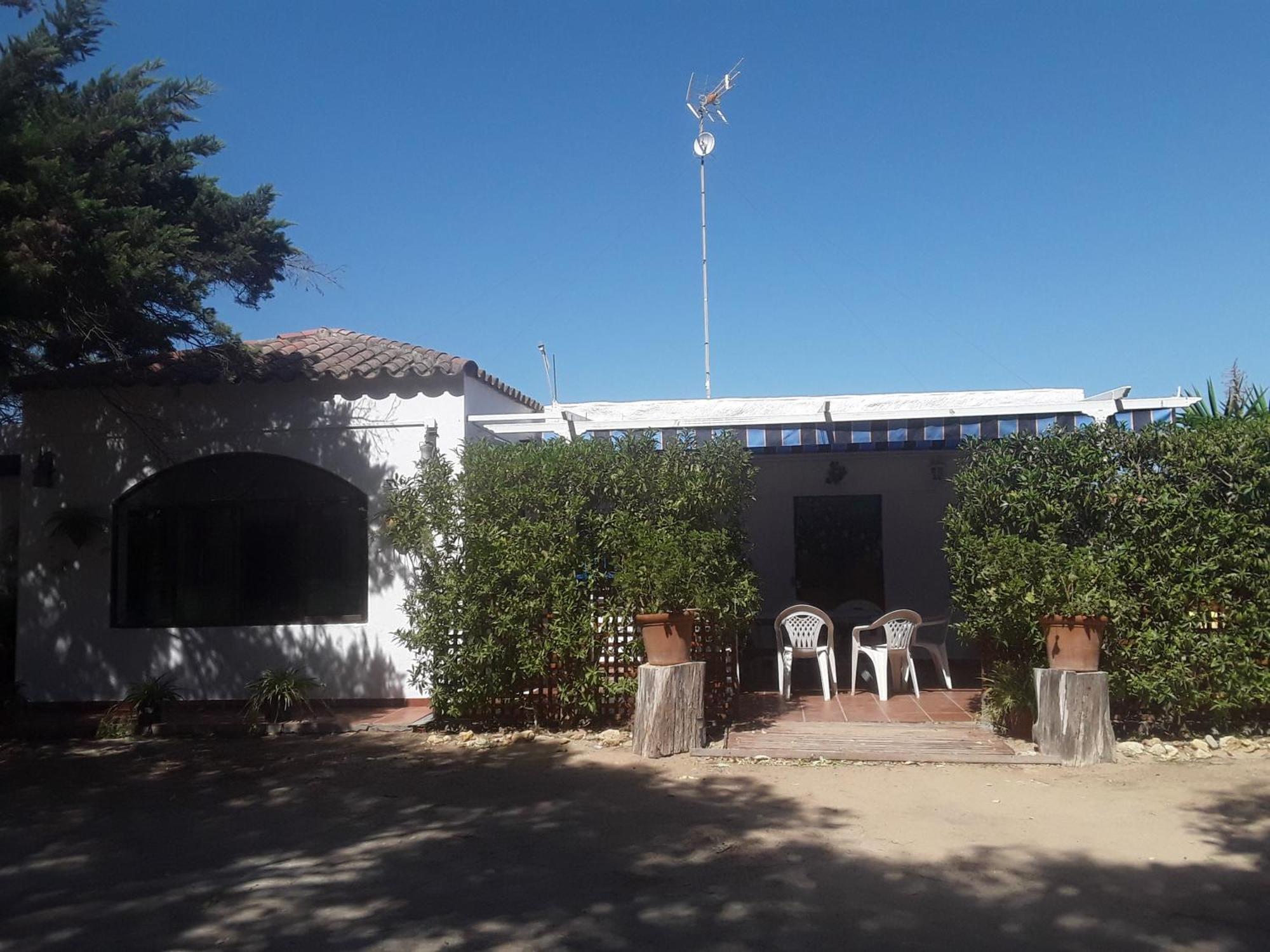 Finca Las Dunas Con Dos Chalets Con Jacuzzis En Primera Linea De Playa Uno De 4 Dormitorios Y Otro De 2 Dormitorios Rota Esterno foto