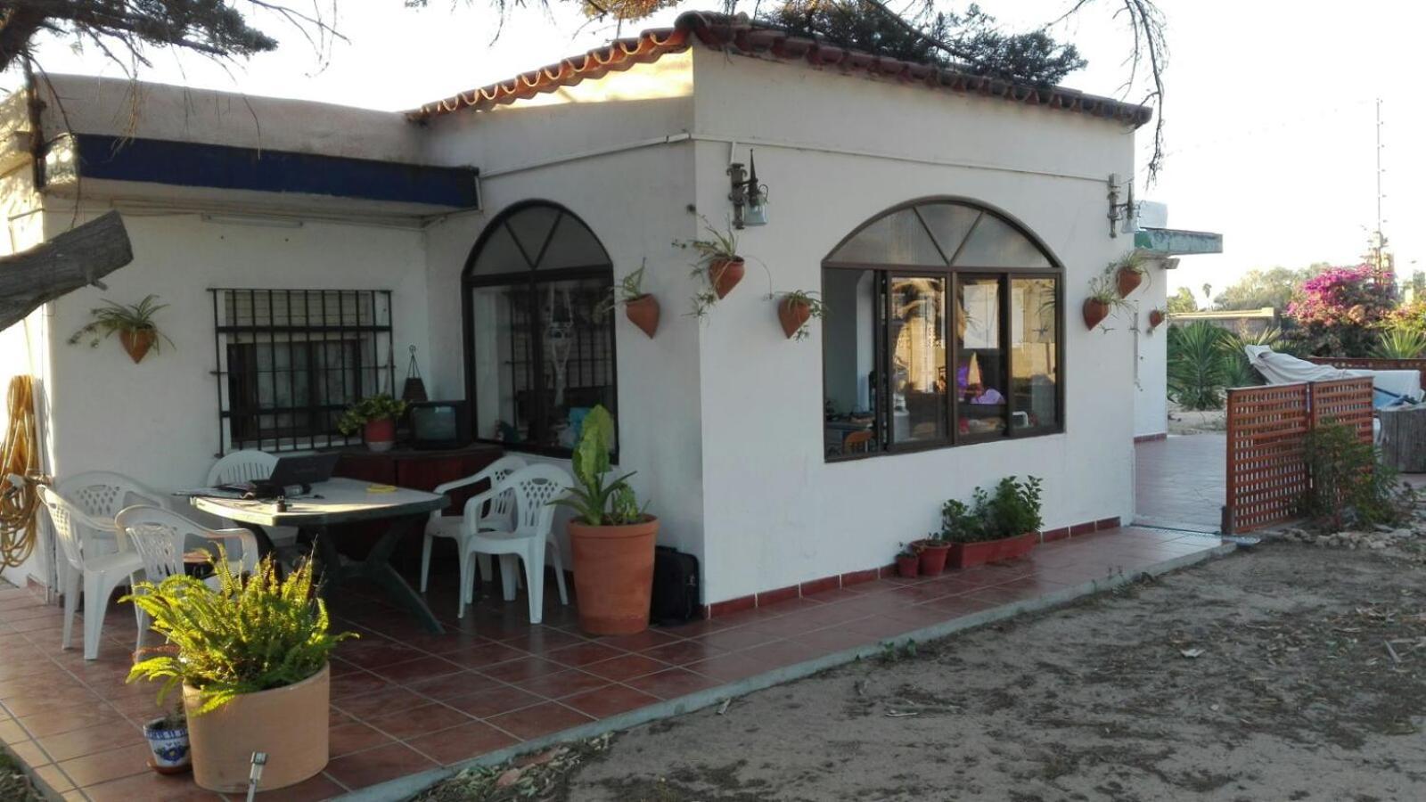 Finca Las Dunas Con Dos Chalets Con Jacuzzis En Primera Linea De Playa Uno De 4 Dormitorios Y Otro De 2 Dormitorios Rota Esterno foto