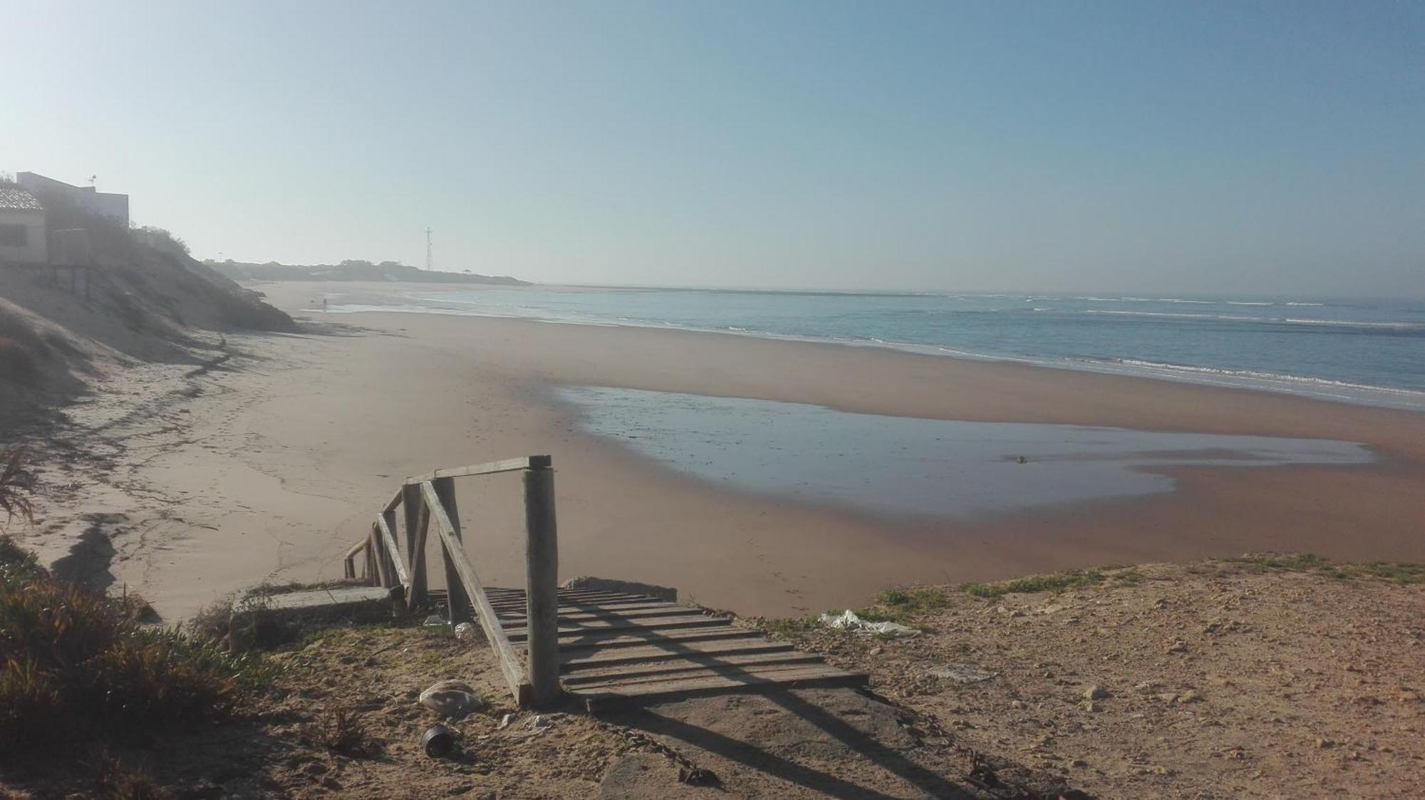 Finca Las Dunas Con Dos Chalets Con Jacuzzis En Primera Linea De Playa Uno De 4 Dormitorios Y Otro De 2 Dormitorios Rota Esterno foto